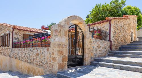 Tsikalaria Apartment | Experience Wood and Stone: Family-Friendly 4-Star Retreat