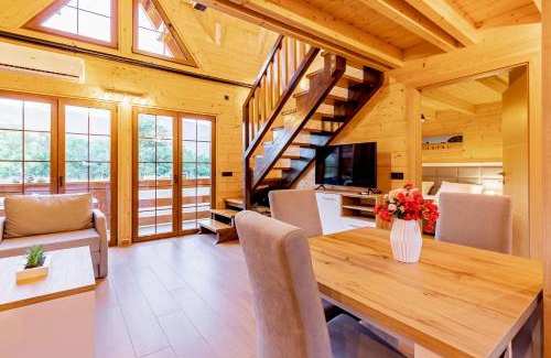 Korenica Ski Chalet | Wood Fairy: Pet-Friendly Retreat with Hot Tub & Top Reviews