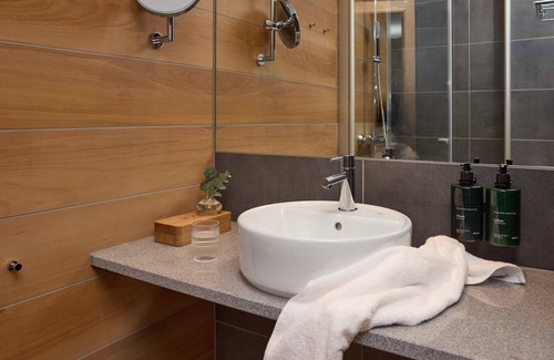 Bodo Hotel | Discover Wood Hotel Bodø: A 4-Star Family Retreat