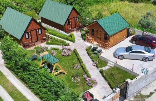 Berat Villa | Kid-Friendly Retreat at Wood House Berat - Rated 9.4/10