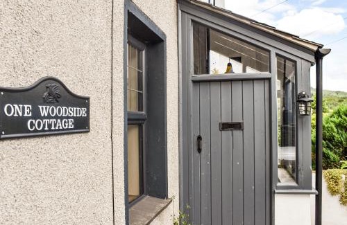 Backbarrow House | Woodside Cottage: Family & Pet Friendly Retreat Awaits