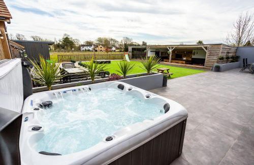 Rangeworthy House | Relax at Wood View Barn: Pet-Friendly Getaway with Pool