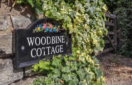 Pitchcombe House | Woodbine Cottage: Family and Pet-Friendly Retreat