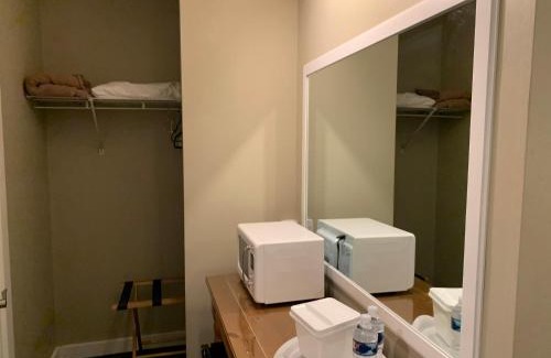 Jasper Hotel | Experience Cozy Comfort at Woodbridge Inn & Tavern