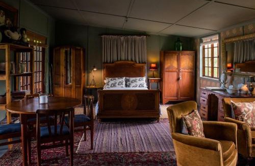 Rheenendal Cabin | Discover Woodcutters Forest Cottages - Pet & Child Friendly Stay
