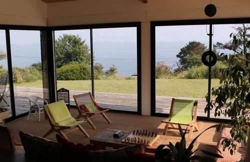 Plougonvelin House | Beautiful Oceanfront Wooden Architect's House with Spa