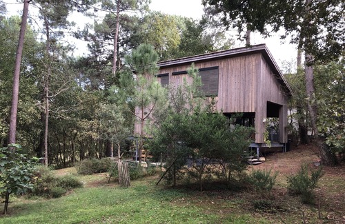 Biscarrosse House | Idyllic Wooden House by Golf, Forest, Lake & Ocean Retreat
