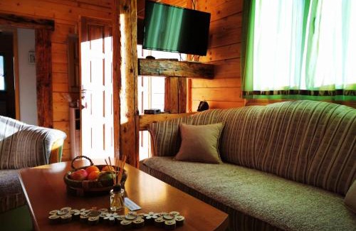 Kulen Vakuf House | Relax at Wooden House "Una" with Ocean View & Pool