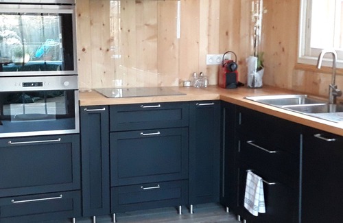 Lege-Cap-Ferret Cabin | Inviting Wooden House with Spa, Sauna & Perfect Rating