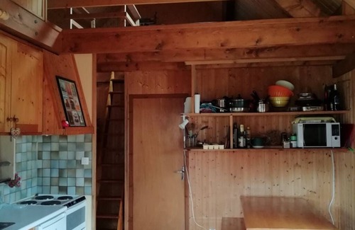 Garin Ski Chalet | Cozy Wooden Hut in the Heart of the Pyrenees - 9/10 Rated