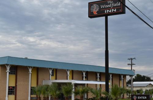 Sweet Home Hotel | Budget-Friendly Woodfield Inn and Suites for Families & Pets