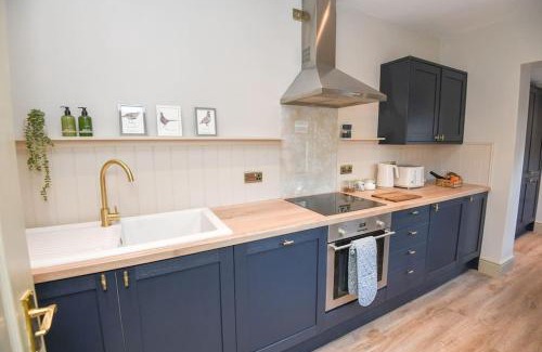 Woodhall Spa Apartment | Elegant Woodhall Spa Flat with Pet Friendly Amenities