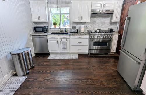 McKinney House | Woodhaven Cottage Downtown McKinney