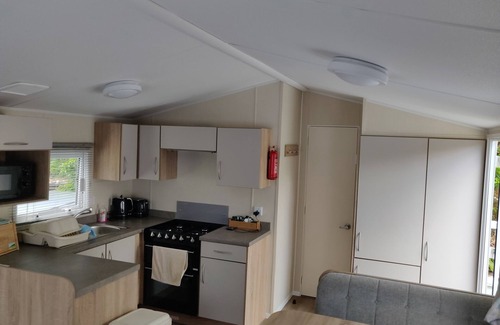 Prenteg House | Woodland Elm 2 Bedroom Getaway with Pet-Friendly Perks
