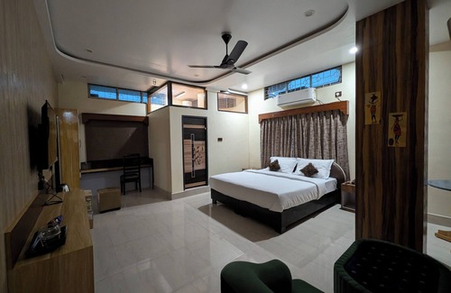 Jorhat Bed & Breakfast | Woodland Guest House