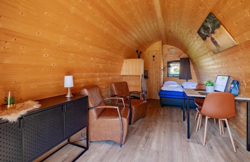 Oirsbeek Other | Oceanfront Woodlodge High Chaparral with Pool & Family Fun
