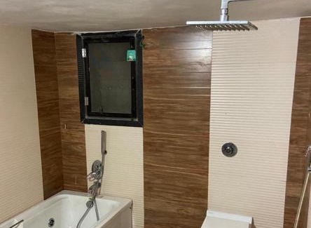 Chendhare House | Welcoming Woods Prashanti Homestay with Hot Tub & Pets