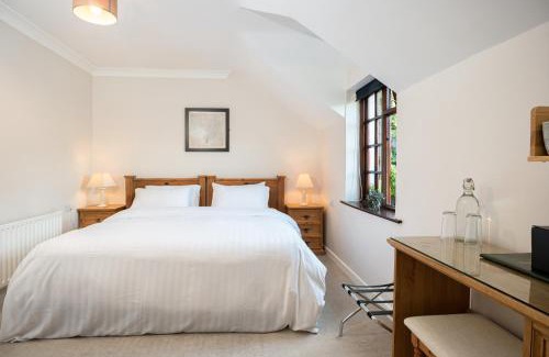 Westport House | Oceanfront Woodside Lodge: 4-Star Family-Friendly Retreat