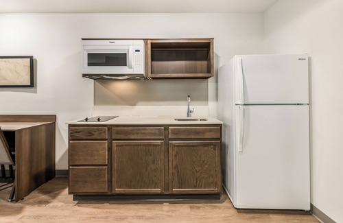 Charlotte Hotel | Comfortable WoodSpring Suites near University Research Park