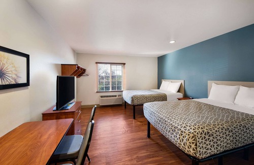Groveport Hotel | Budget-Friendly WoodSpring Suites Columbus Southeast Stay