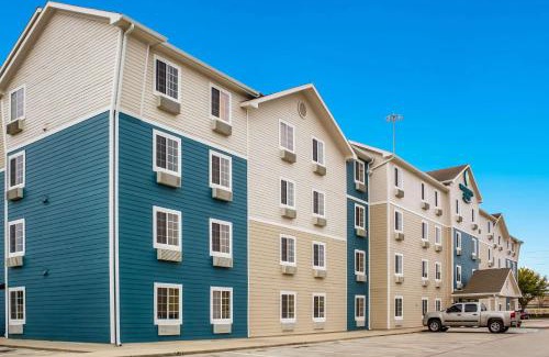 Conroe Hotel | Pet-Friendly WoodSpring Suites in Conroe with Kitchens