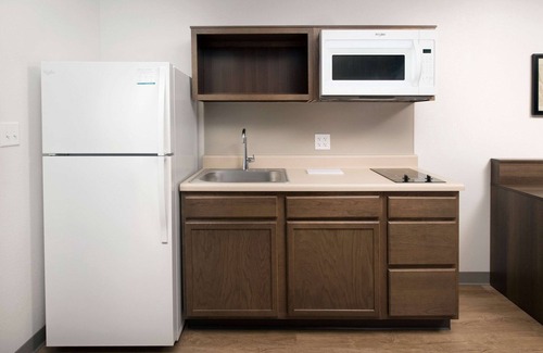 Daytona Beach Hotel | Eco-Friendly WoodSpring Suites Near Daytona Beach Speedway