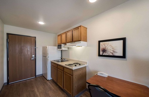 Trophy Club Hotel | Pet-Friendly WoodSpring Suites in Trophy Club, Fort Worth