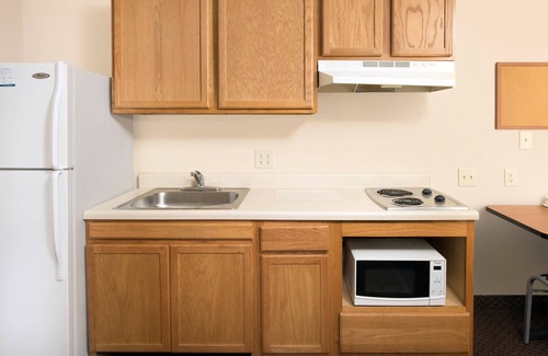 Junction City Hotel | Budget-Friendly Comfort at WoodSpring Suites Junction City
