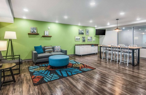Keller Hotel | Cozy WoodSpring Suites in North Ft Worth with Great Amenities