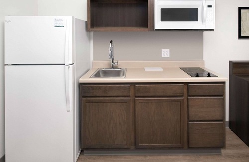 Rockwall Hotel | Budget-Friendly WoodSpring Suites with Essential Amenities