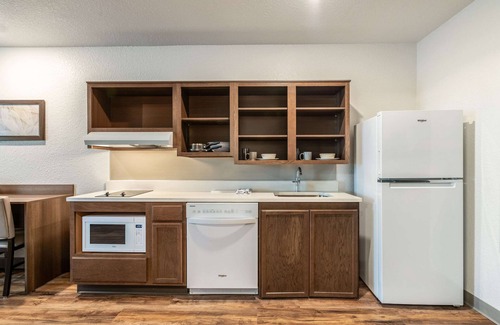 Sanford Hotel | Budget-Friendly WoodSpring Suites Sanford North near Orlando