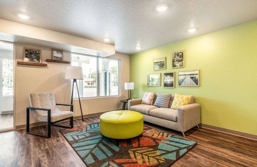 Sanford Hotel | Budget-Friendly WoodSpring Suites Sanford North near Orlando