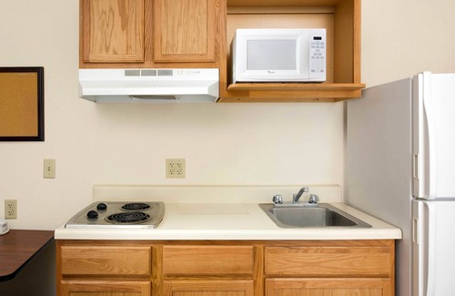 Duncan Hotel | Budget-Friendly WoodSpring Suites Spartanburg Duncan I-85