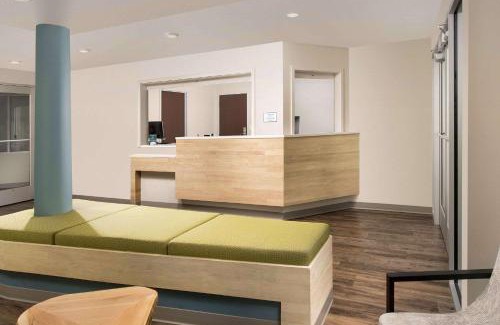 South Plainfield Hotel | Convenient WoodSpring Suites South Plainfield for Families