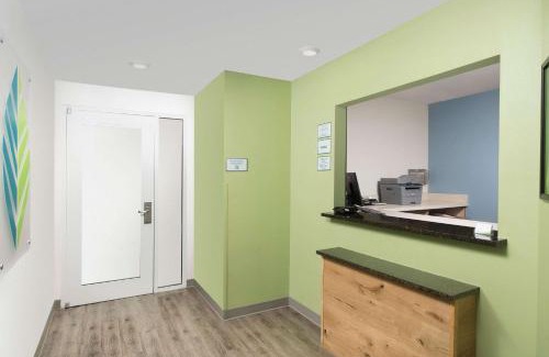Bellmead Hotel | Comfortable WoodSpring Suites Waco, Near University Awaits