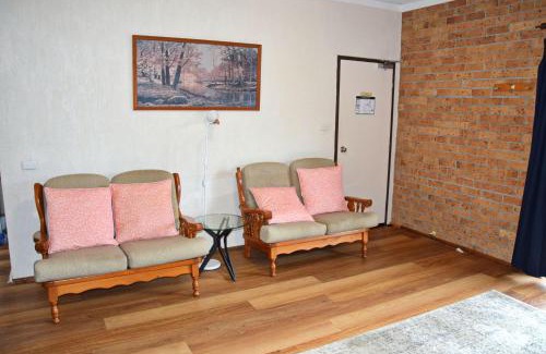 South West Rocks Apartment | Family-Friendly Woody Wonder Unit 2 in South West Rocks