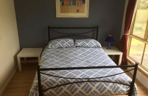 Dalrymple House | Wool Bay Retreat - Serene Hideaway for Families and Pets