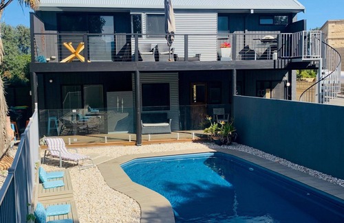 Cape Woolamai House | Woolamai Views - with solar heated pool