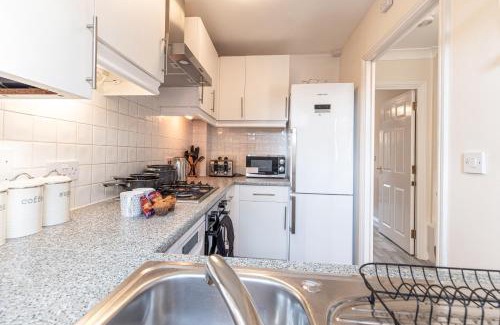 Cambourne Apartment | Woolthwaite: 4-Bedroom Retreat with Parking and Accessibility