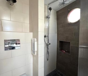 Jordaan House | Family-Friendly Stay at Josja - Ideal for Travelers