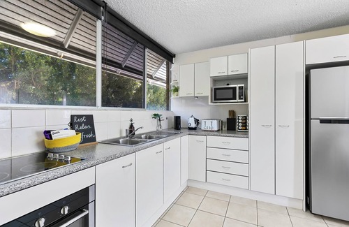 Woorim Apartment | Discover Woorim Surf Sound: Family-Friendly Beach Retreat