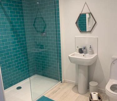 Mousehole House | Family-Friendly Retreat at Wootton Gray with Cozy Fireplace