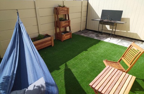 Worcester Apartment | Cozy Worcester Garden Cottage - Highly Rated & Family-Friendly