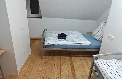 Eschweiler Apartment | Discover Modern Comfort at Work and Stay Dürwiß IaM