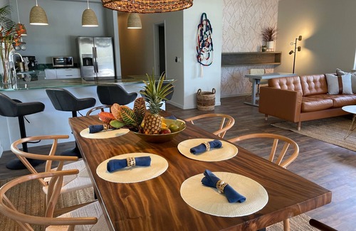 Pupukea House | Oceanfront Retreat: Work & Play Near Perfect North Beach