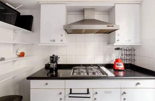 La Condesa House | Relax & Unwind at a 5★ City Center Retreat Near Parks