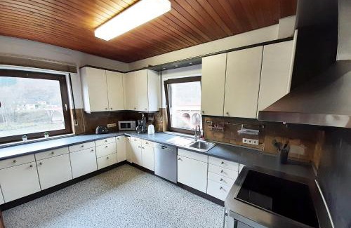 Honningen Apartment | Convenient Work & Stay Apartments in Hönningen
