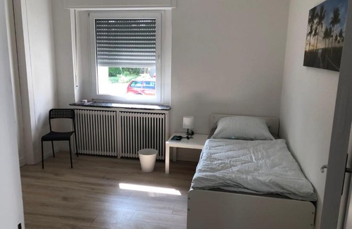 Selm Apartment | Comfortable Rooms at Haus mit 9 Einzelzimmern, Selm-Bork