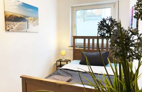 Kleve Apartment | Convenient Work & Stay Options in Kleve III Await You