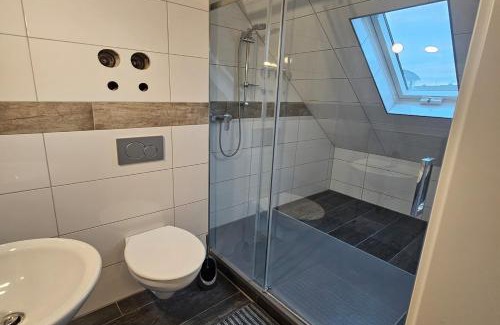 Troisdorf Apartment | Discover Comfort: Work & Stay in Troisdorf